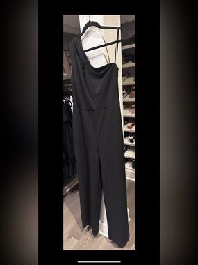 NWOT Black One Shoulder Jumpsuit